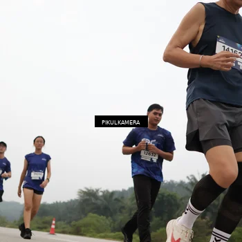 Runner Photo 7411358