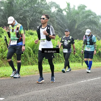Runner Photo 7411367