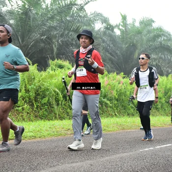 Runner Photo 7411376
