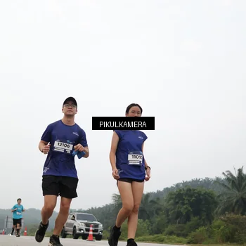 Runner Photo 7411381