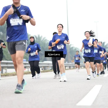 Runner Photo 7411384