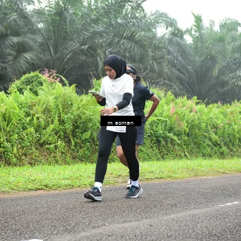 Runner Photo 7411414