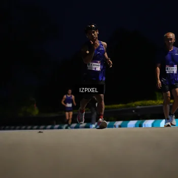 Runner Photo 7411438