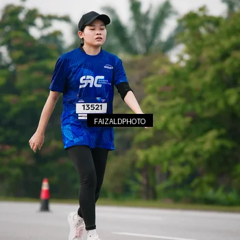Runner Photo 7411446