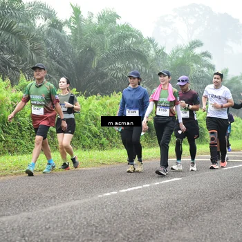 Runner Photo 7411476
