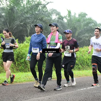 Runner Photo 7411523