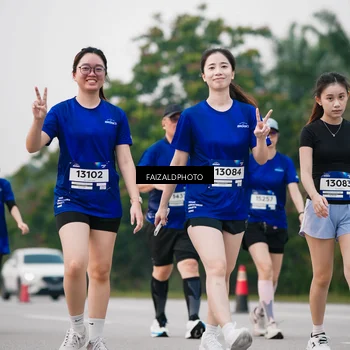 Runner Photo 7411550