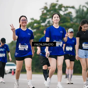 Runner Photo 7411569