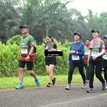 Runner Photo 7411574