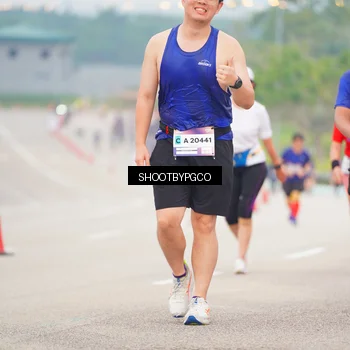 Runner Photo 7411587