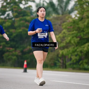 Runner Photo 7411592