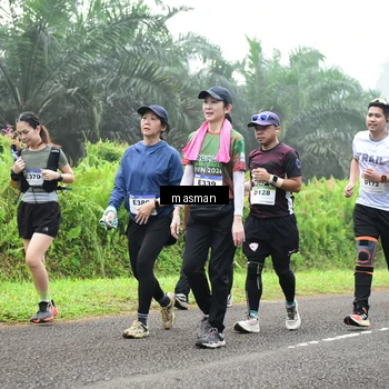 Runner Photo 7411603