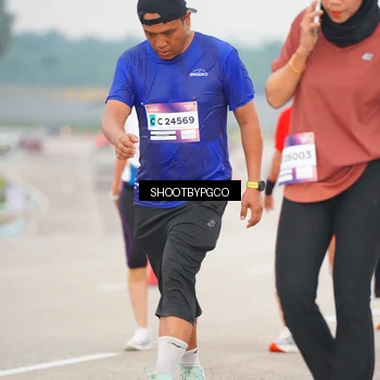 Runner Photo 7411623