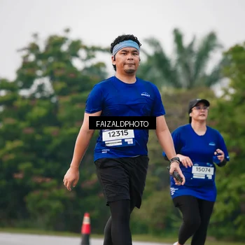 Runner Photo 7411628