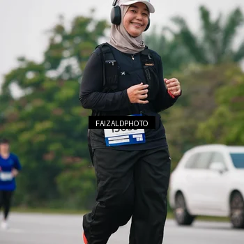 Runner Photo 7411631