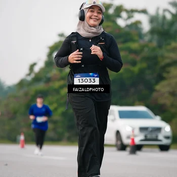 Runner Photo 7411648