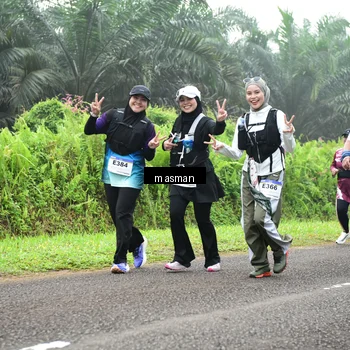 Runner Photo 7411666