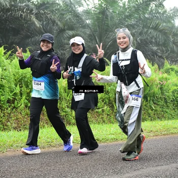 Runner Photo 7411682