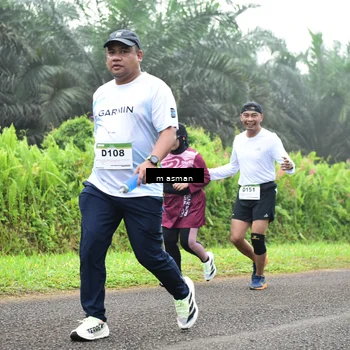 Runner Photo 7411686