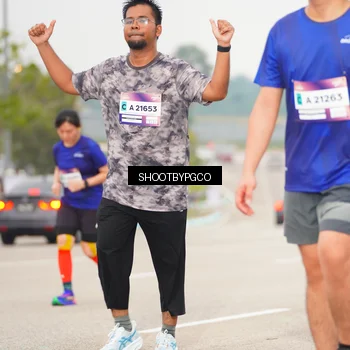 Runner Photo 7411745