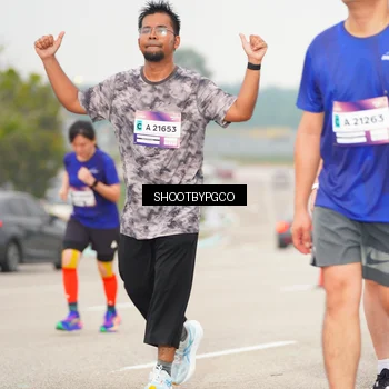 Runner Photo 7411750