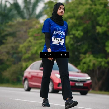 Runner Photo 7411761