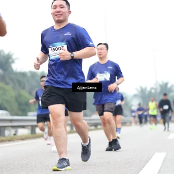 Runner Photo 7411767