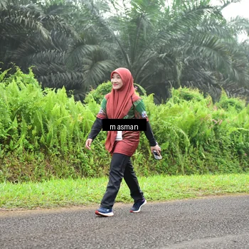 Runner Photo 7411792
