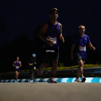 Runner Photo 7411796