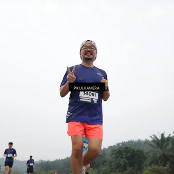 Runner Photo 7411802