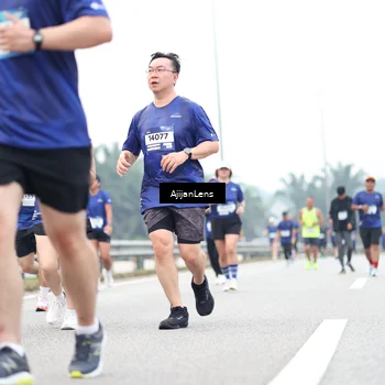 Runner Photo 7411804