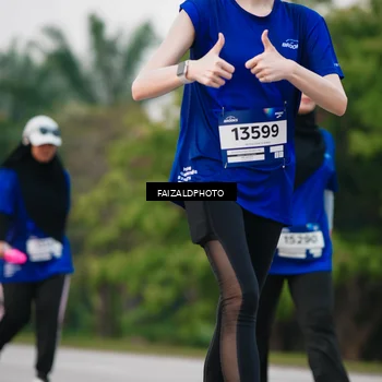 Runner Photo 7411844