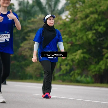 Runner Photo 7411855