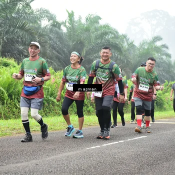 Runner Photo 7411856