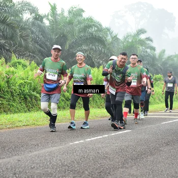 Runner Photo 7411861