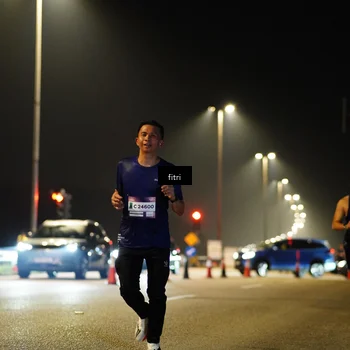 Runner Photo 7411896