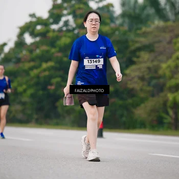 Runner Photo 7411899