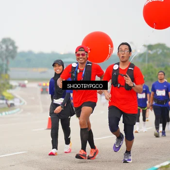 Runner Photo 7411925