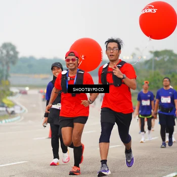 Runner Photo 7411949