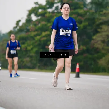 Runner Photo 7411958