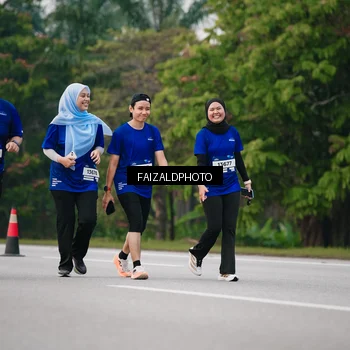 Runner Photo 7411970