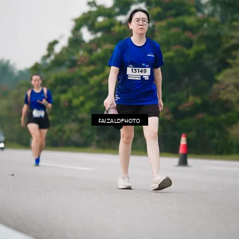 Runner Photo 7411972