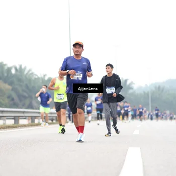Runner Photo 7412015