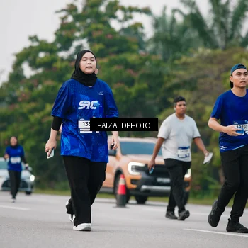 Runner Photo 7412046