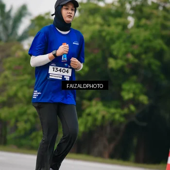 Runner Photo 7412069