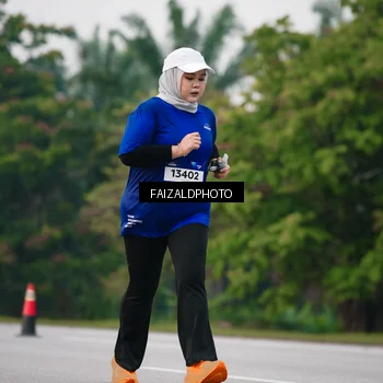 Runner Photo 7412097