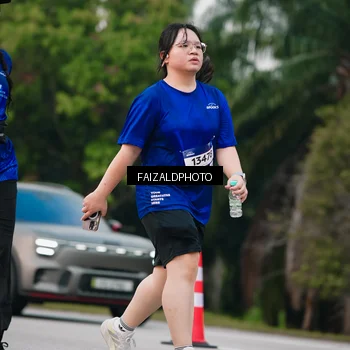 Runner Photo 7412142