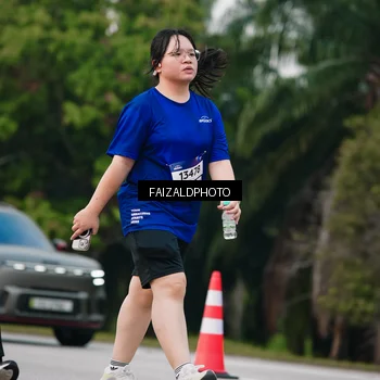 Runner Photo 7412149