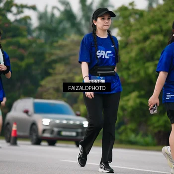 Runner Photo 7412161