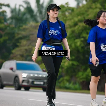 Runner Photo 7412175
